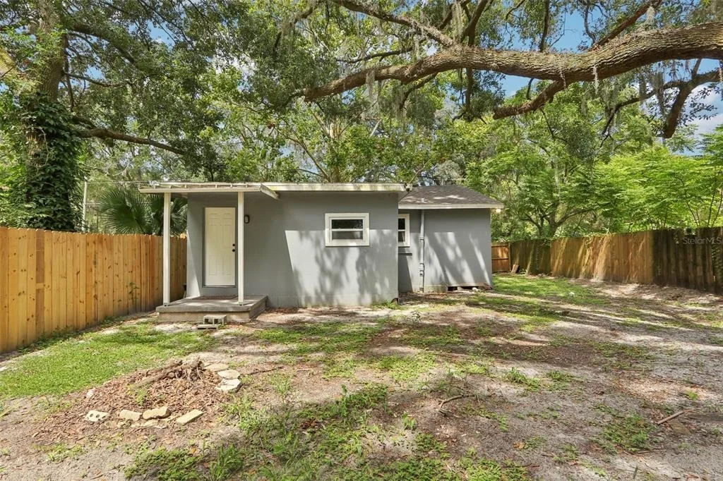 Photo of 1623 NE 16TH WAY