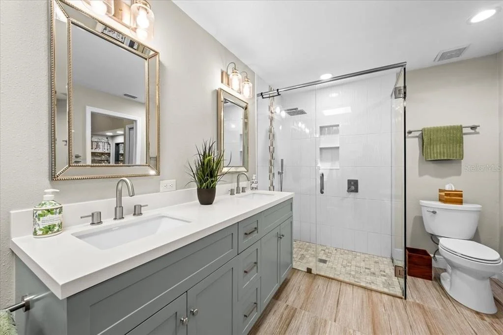 Photo of 2995 EXETER DRIVE