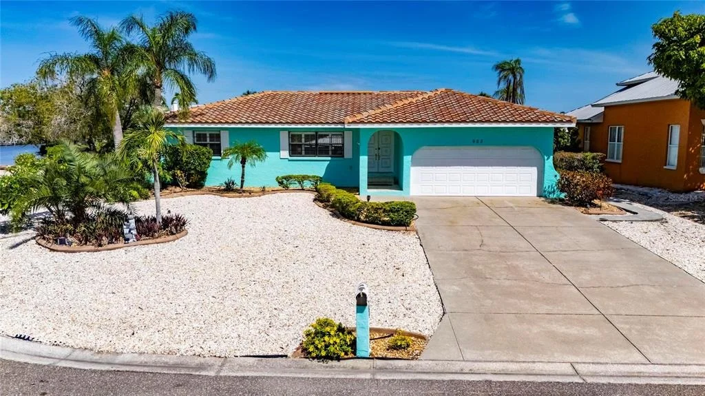 Photo of 923 GOLF ISLAND DRIVE
