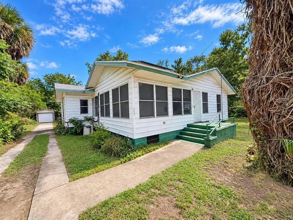 Photo of 1805 E ORANGE AVENUE