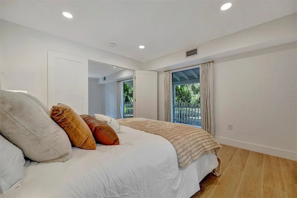 Photo of 403 LONGBOW TRAIL