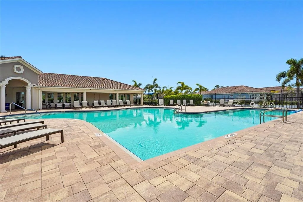 Photo of 617 MISTIFLOWER CIRCLE