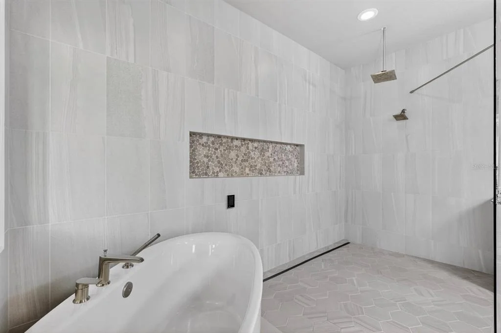 Photo of 1023 SUDBURY LANE