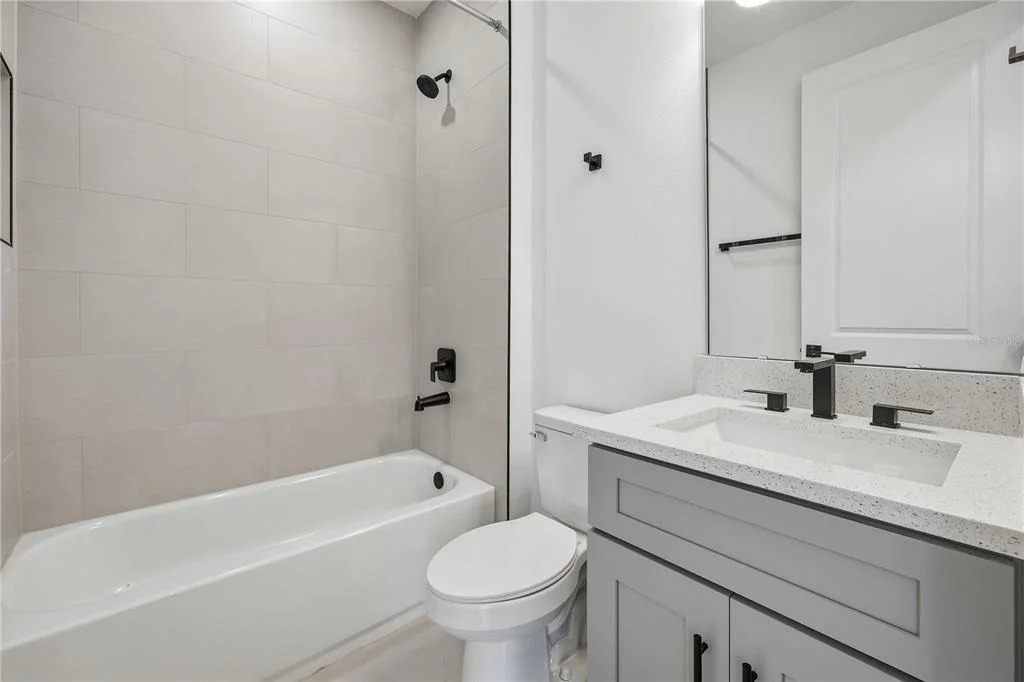 Photo of 1 OAK TRAIL