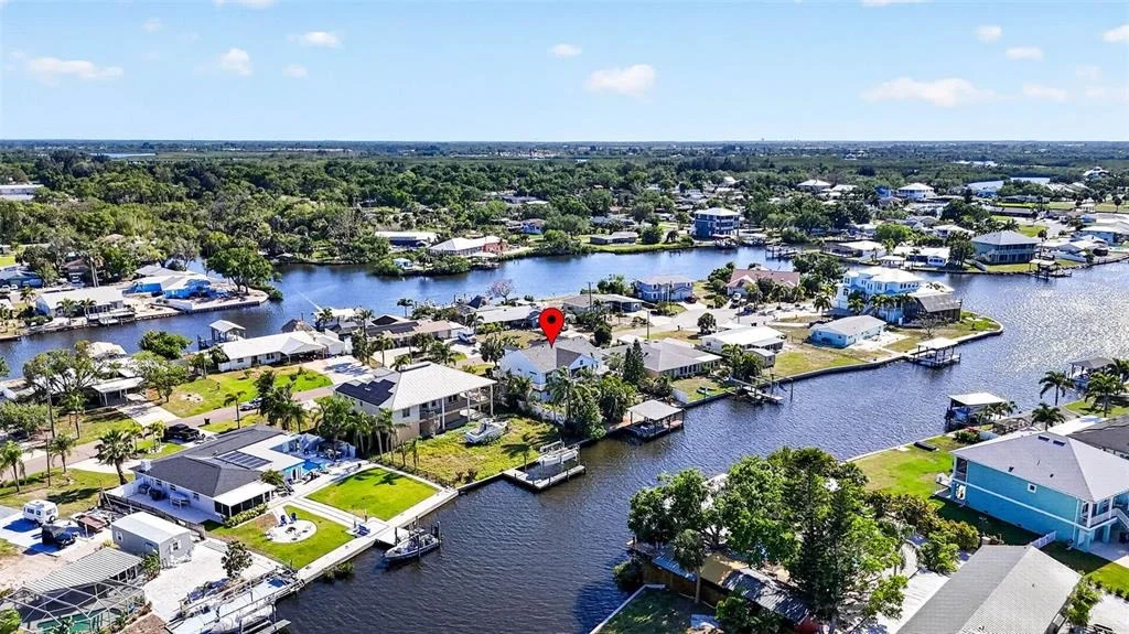 Photo of 821 BLUE HERON BOULEVARD