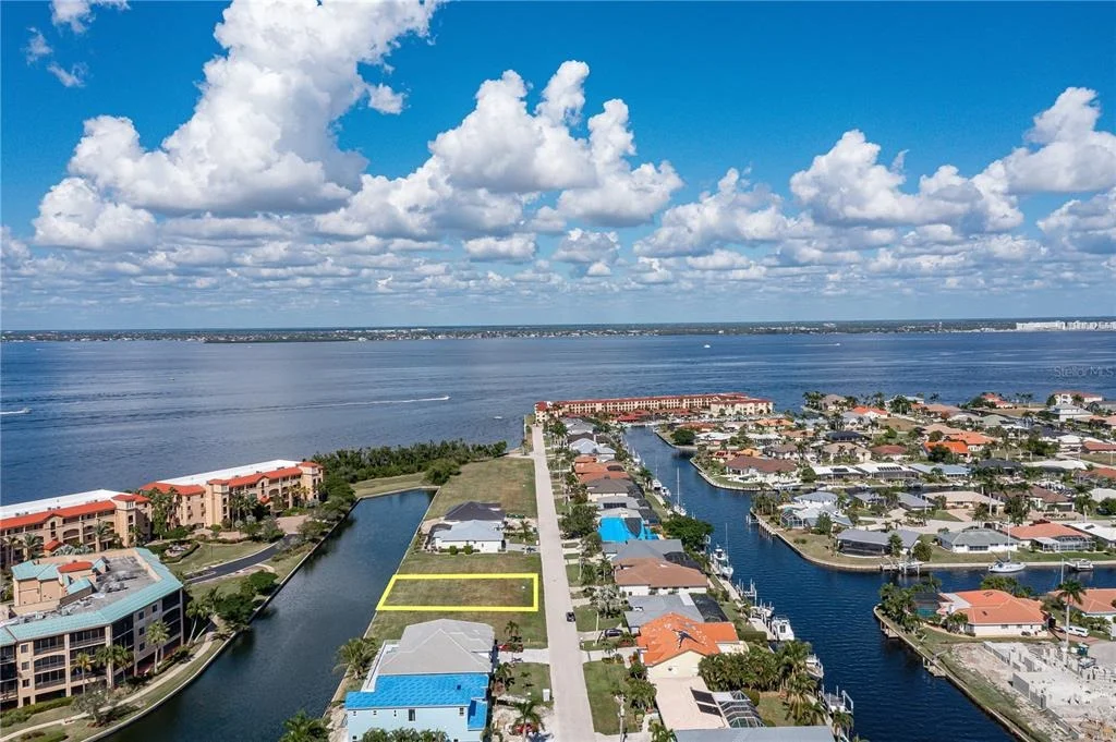 Photo of 83 COLONY POINT DRIVE