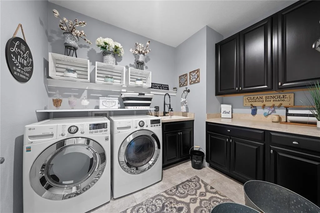 Photo of 12735 BANTING TERRACE