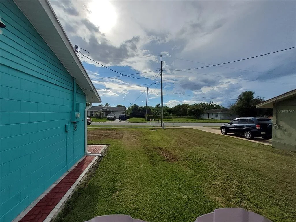 Photo of 1319 MANOR DRIVE