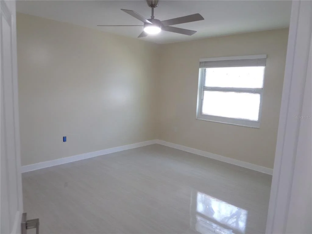 Photo of 4925 SILK OAK DRIVE