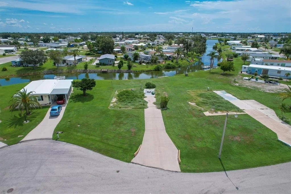 Photo of 1308 SANDERLING DRIVE