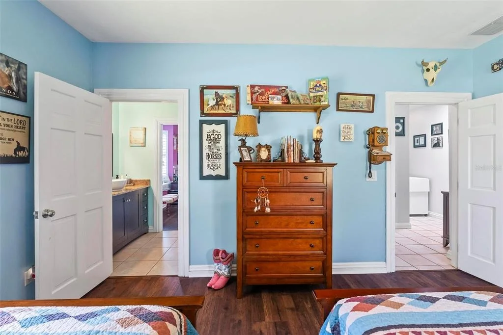 Photo of 27 WINDING CREEK WAY