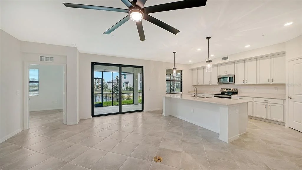 Photo of Unit 104 at 5624 SUMMIT POINTE CIRCLE