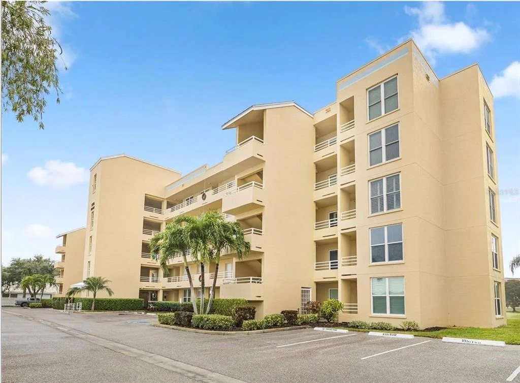Photo of Unit 308 at 3750 PINEBROOK CIRCLE