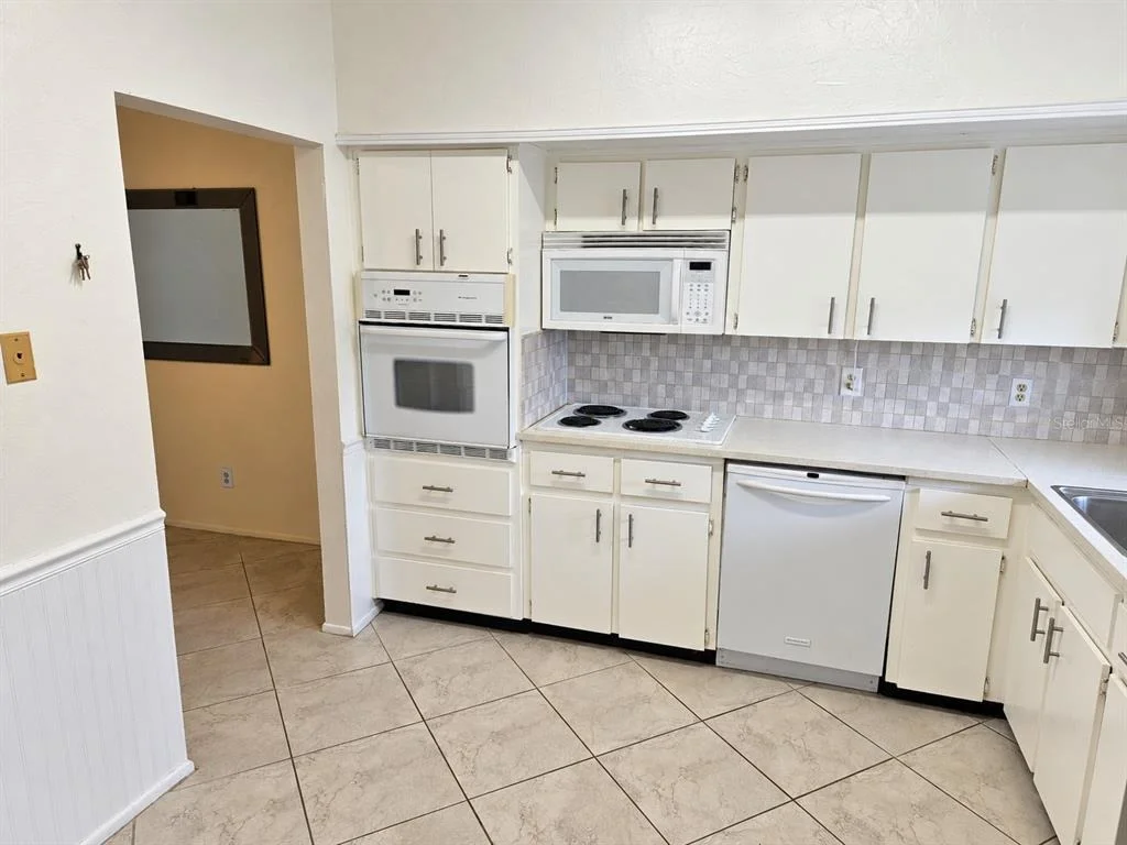 Photo of Unit 48 at 2436 RHODESIAN DRIVE