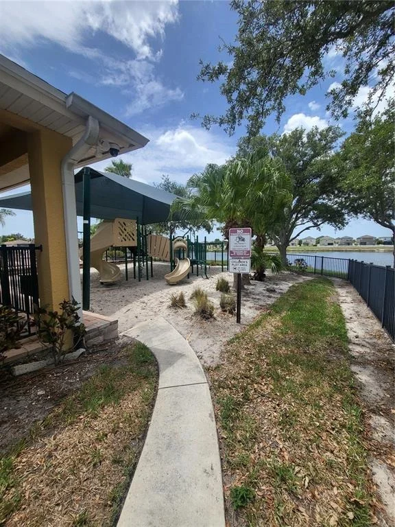 Photo of 820 PARKER DEN DRIVE