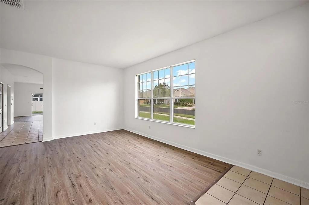 Photo of 401 GRASSY KEY WAY