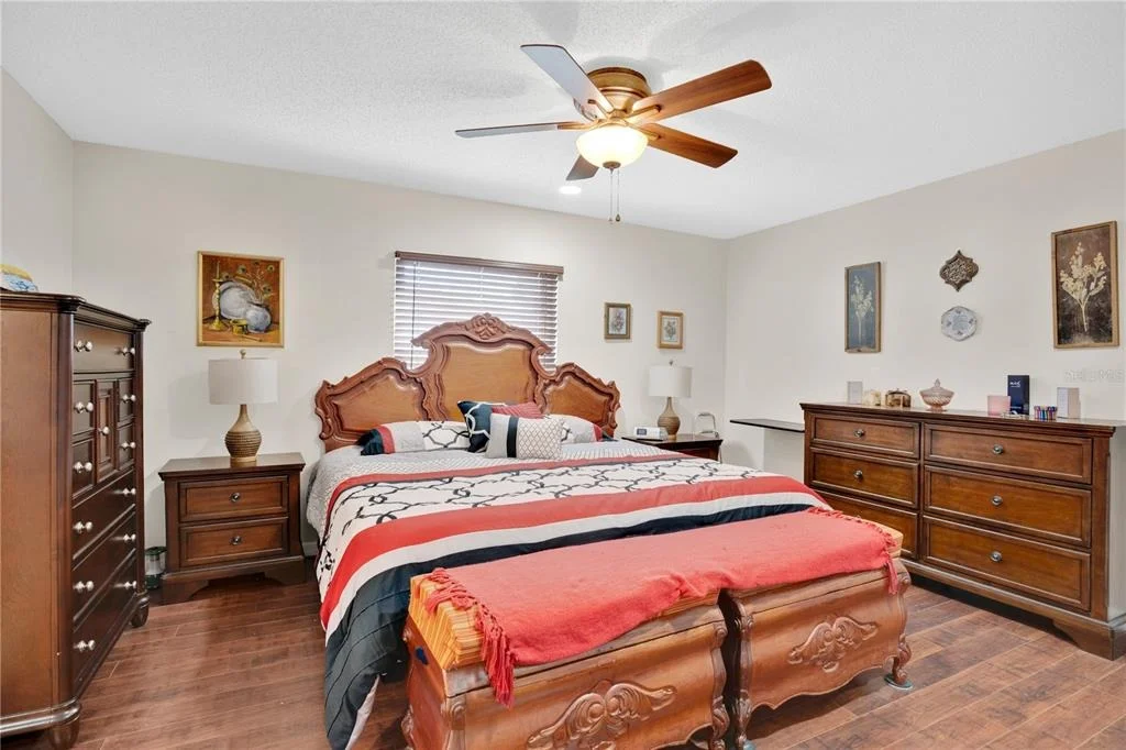Photo of 985 HEMINGWAY DRIVE