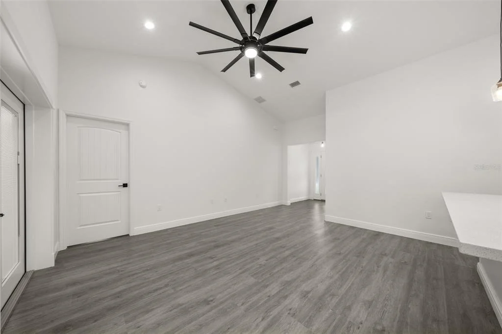 Photo of 3921 DAUPHINE STREET