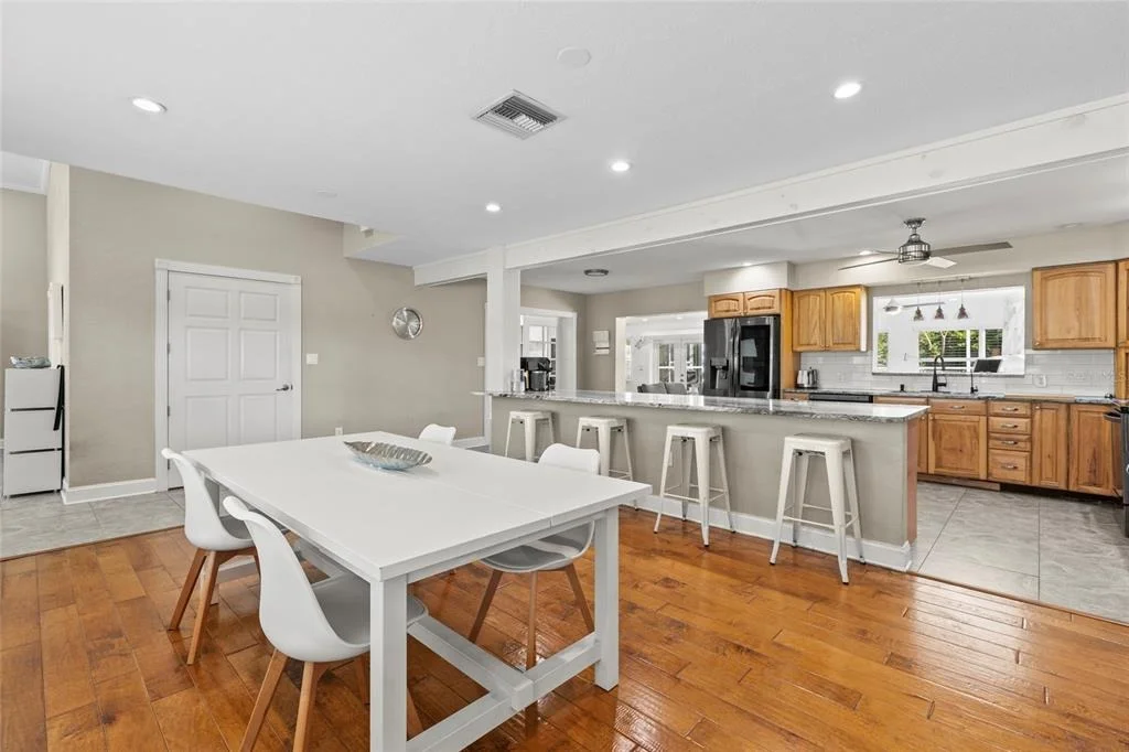Photo of 5657 OCEANIC ROAD