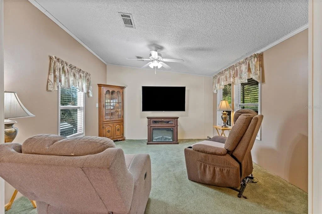 Photo of 9633 JIM STREET