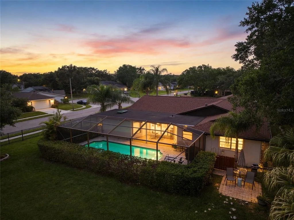 Photo of 10 ARBOR LANE