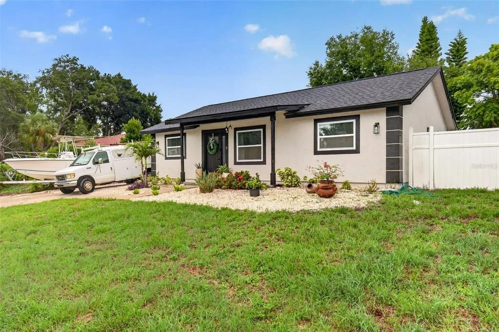 Photo of 1435 BURNING TREE ROAD