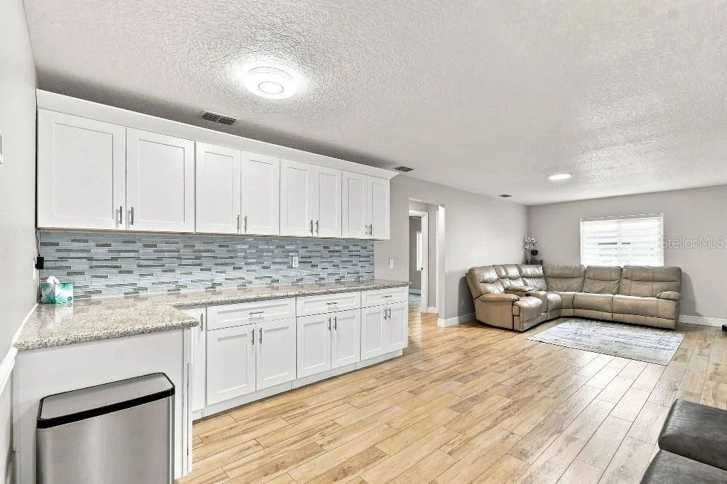 Photo of 1660 GLADIOLAS DRIVE