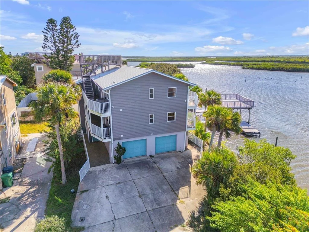 Photo of 824 EEL AVENUE