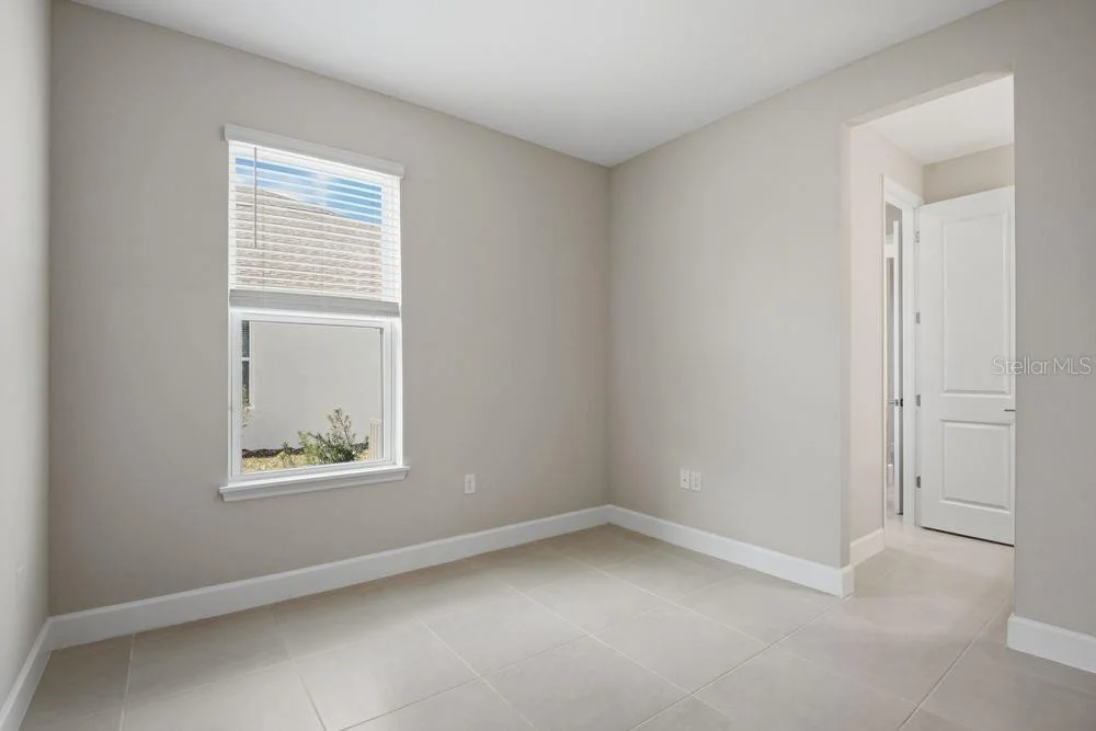 Photo of 664 JUNONIA BOULEVARD