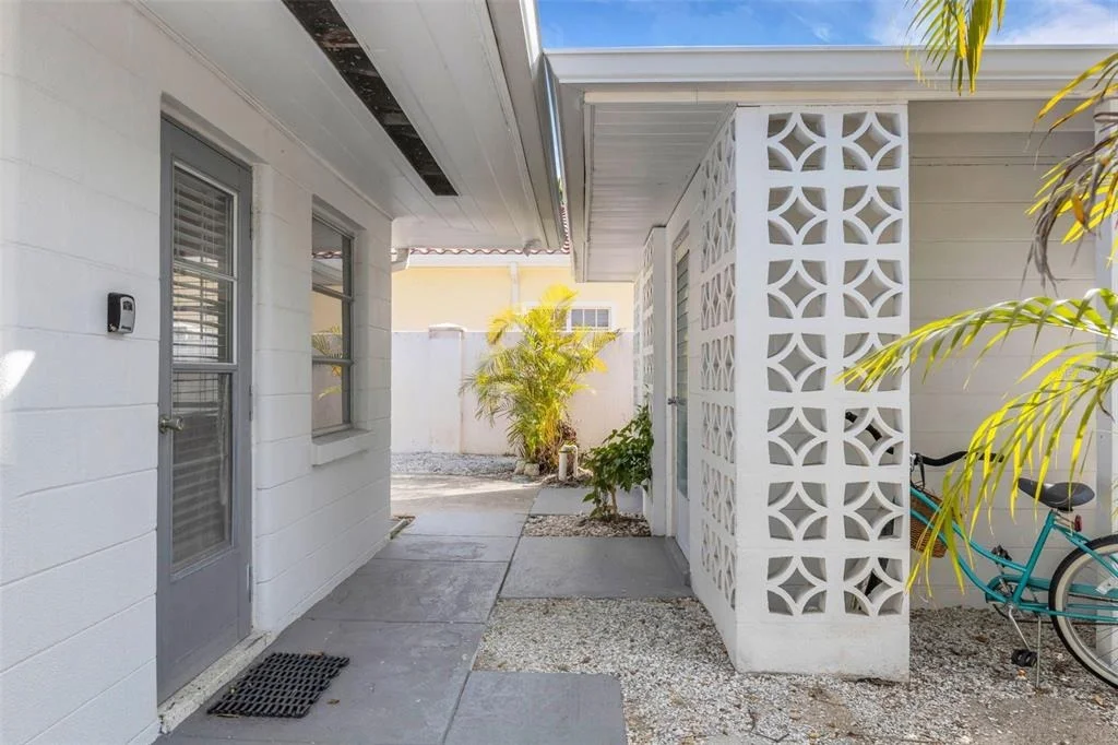 Photo of 531 GRANADA AVENUE