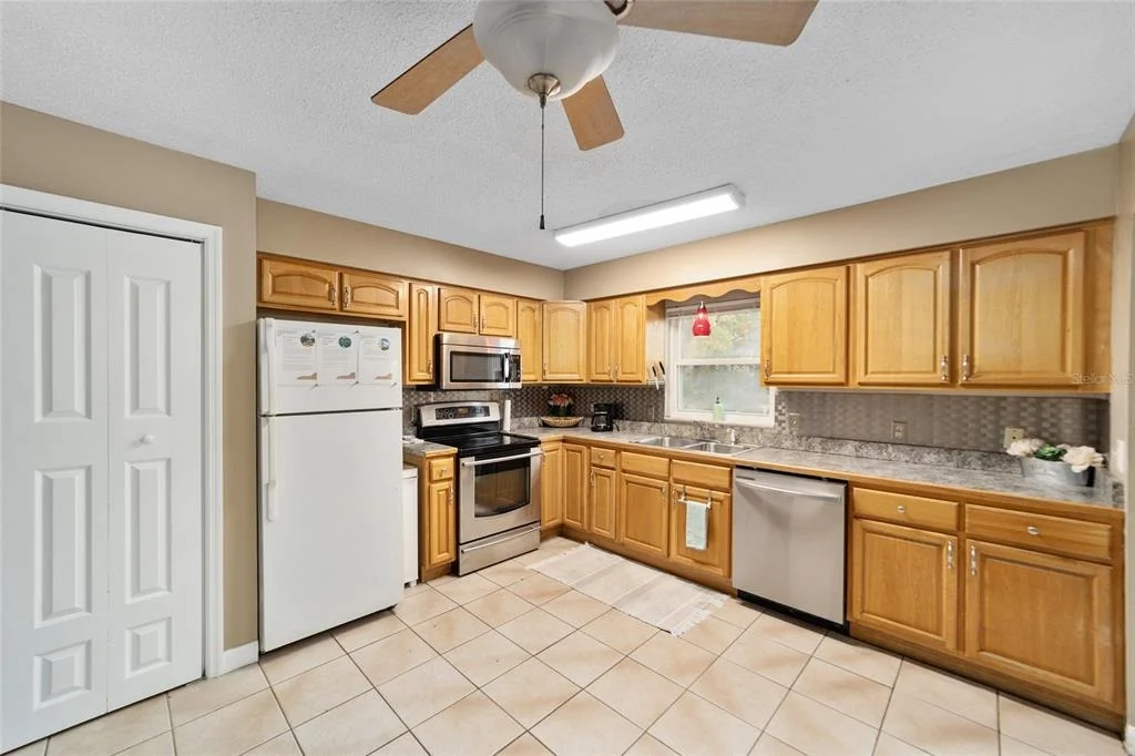 Photo of 3720 SE 24TH STREET