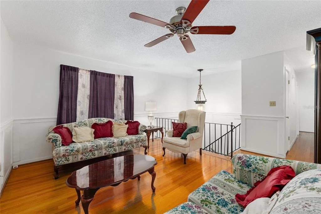 Photo of 505 NW 37TH PLACE