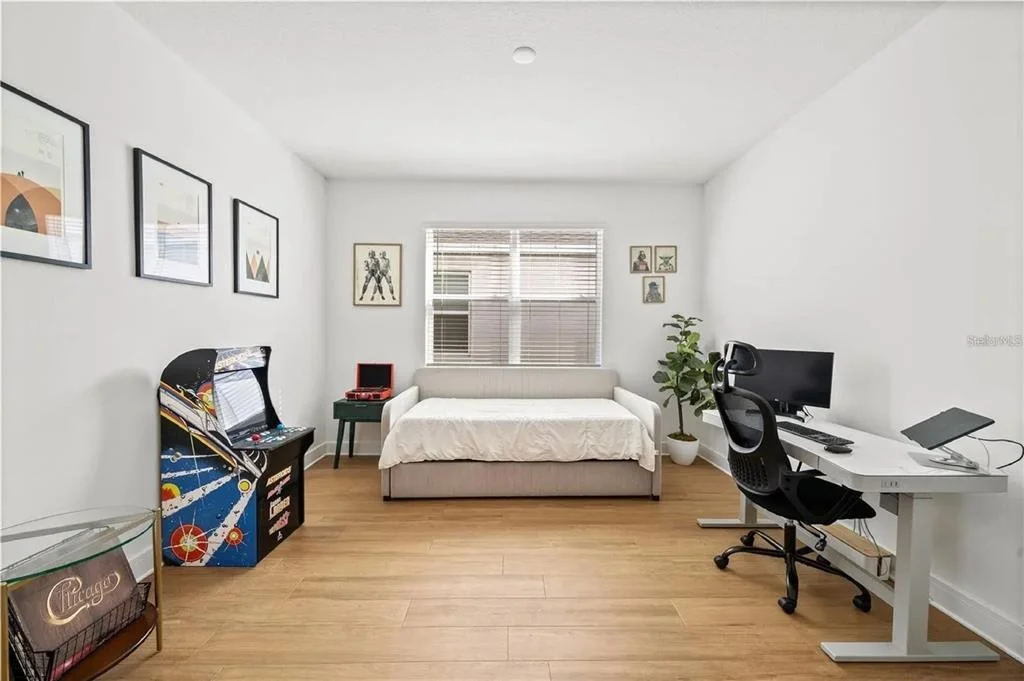 Photo of 6019 FOREST PERCH DRIVE