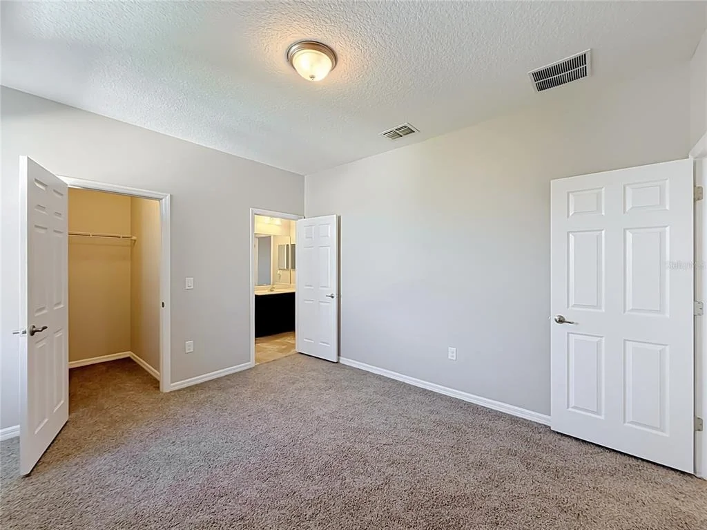 Photo of 3319 BETHPAGE LOOP