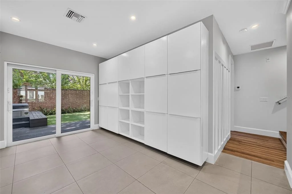 Photo of 720 PANSY AVENUE