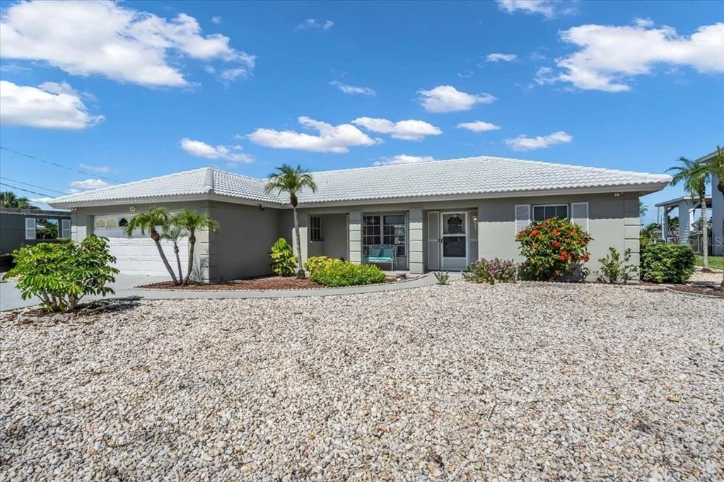 Photo of 3816 ROYAL PALM DRIVE