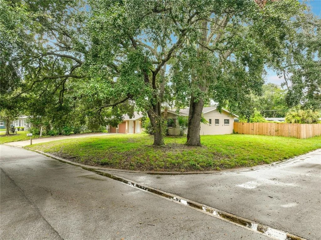 Photo of 731 BONGART ROAD