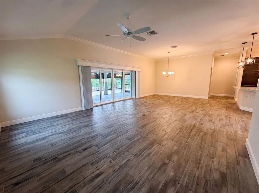 Photo of 314 JAMESON LOOP