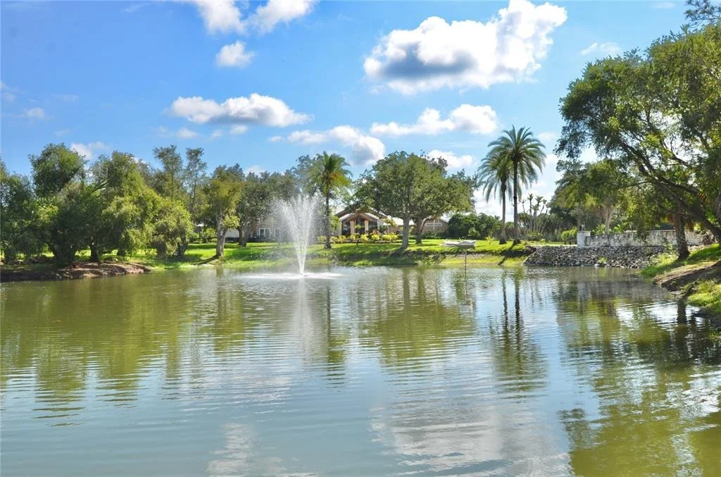 Photo of 630 N RIVER ROAD