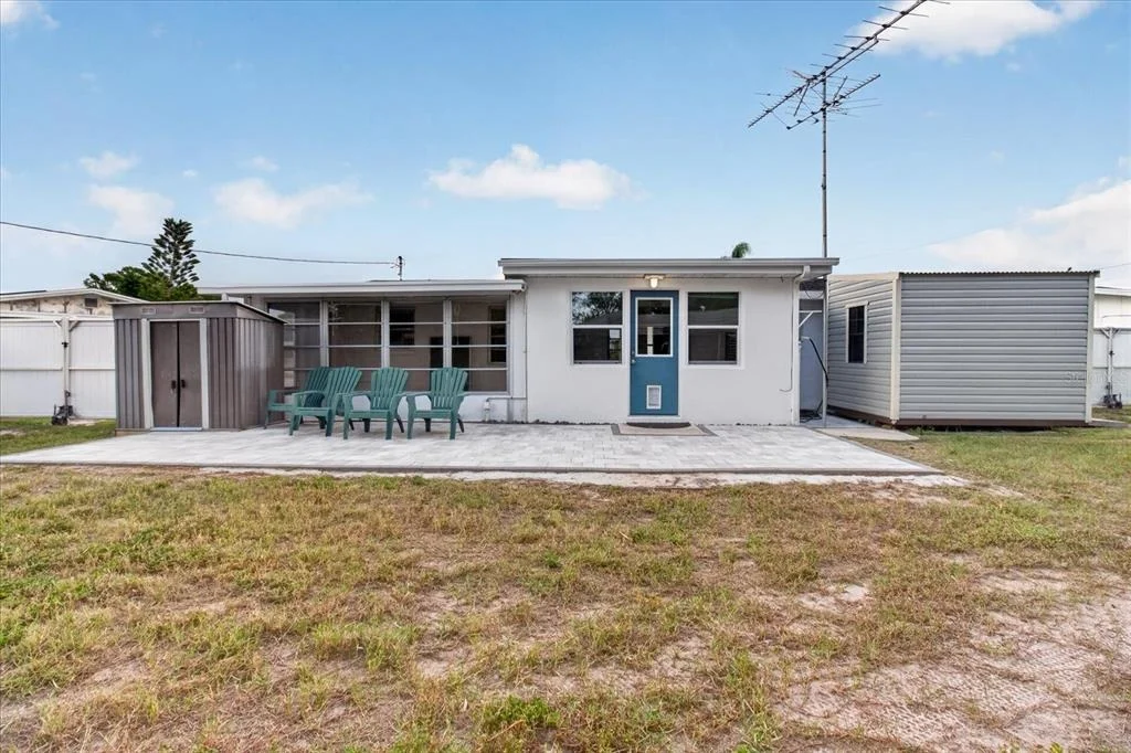 Photo of 4843 CALAIS DRIVE