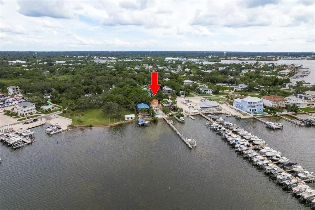 Photo of 302 SHORE DRIVE