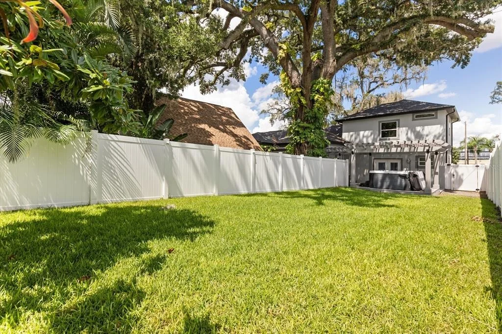 Photo of 808 EDGEWATER DRIVE