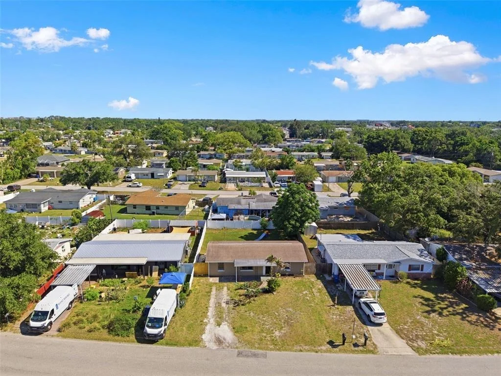 Photo of 4327 BEACON SQUARE DRIVE