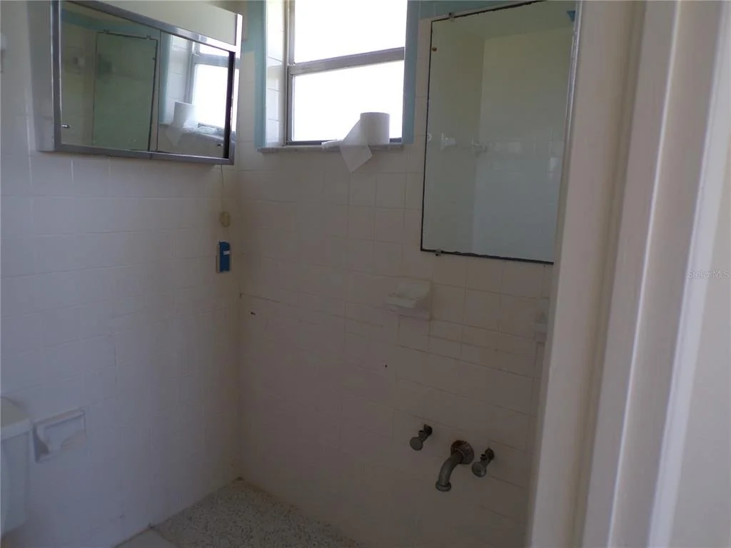 Photo of 1124 SUNSET DRIVE