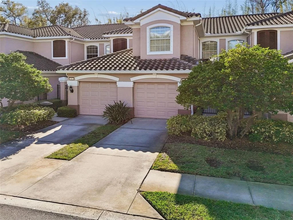 Photo of 894 LANTERN WAY