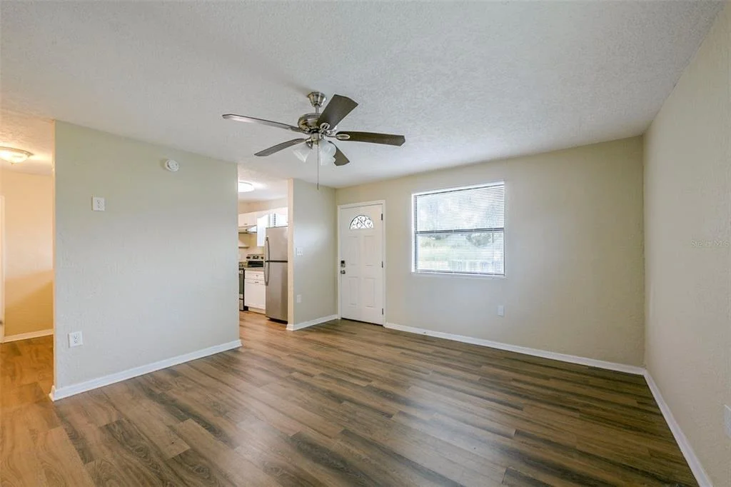 Photo of 523 CARVER BOULEVARD