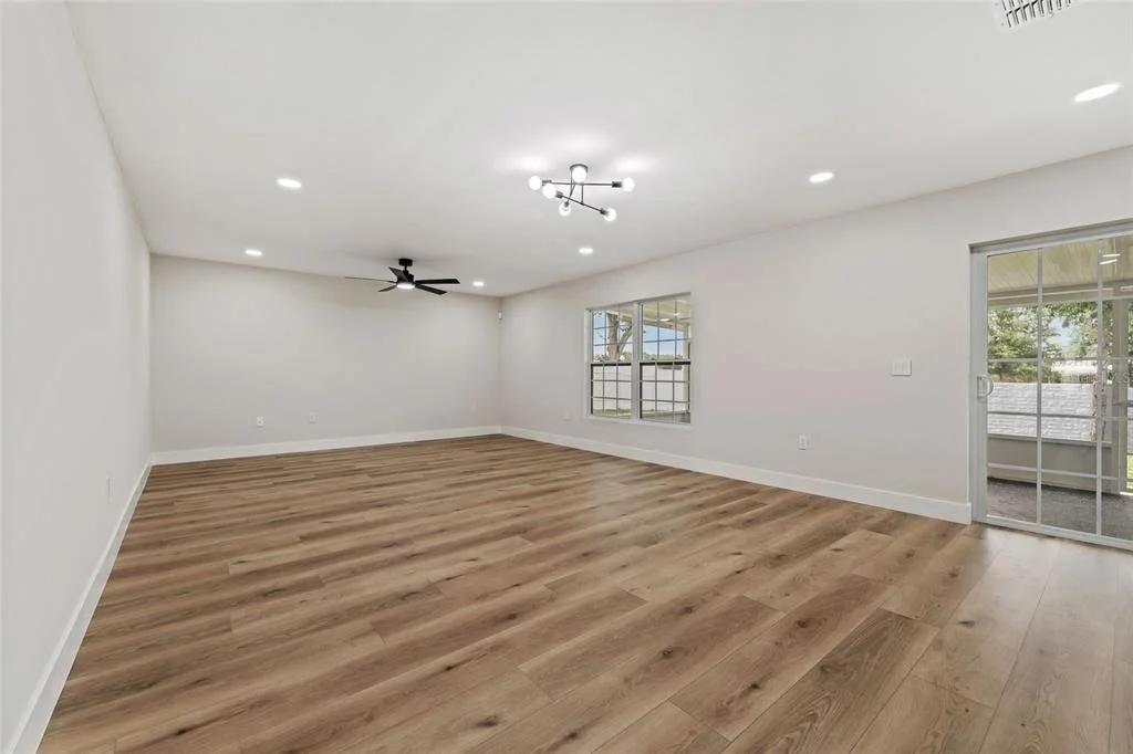 Photo of 2960 WHITE MAGNOLIA LOOP