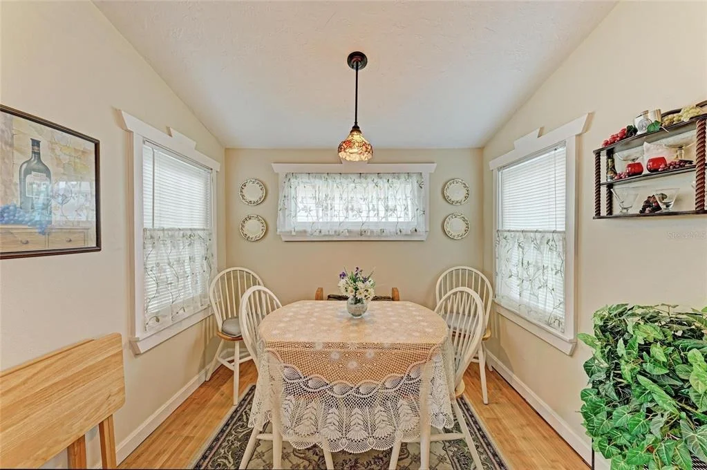 Photo of 31 SEMINOLE DRIVE