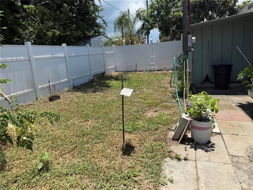Photo of 2044 HOYLE DRIVE