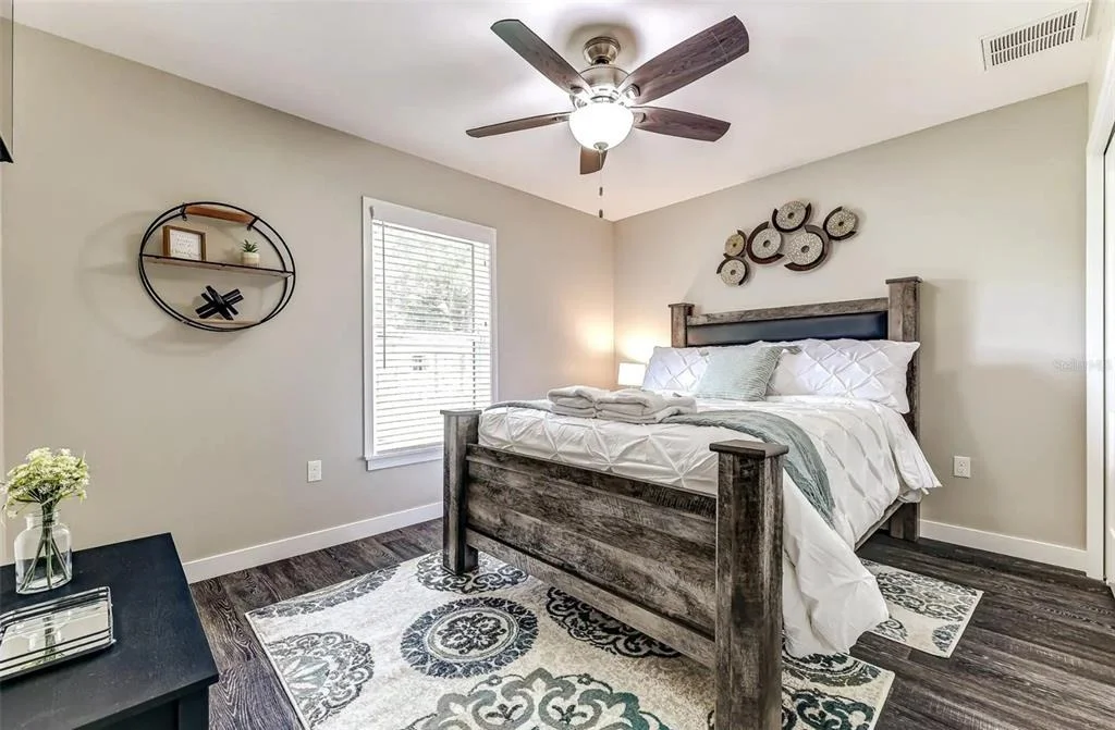 Photo of 220 KITE AVENUE